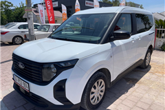 13 - 2025 Ford Tourneo Courier 1.0