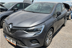 61 - 2023 Renault Clio 1.0 TCe Touch 