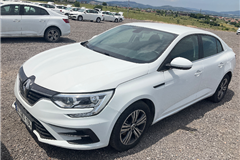 17 - 2023 Renault Megane 1.3 TCe Touch 