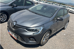 14 - 2023 Renault Clio 1.0 TCe Touch 