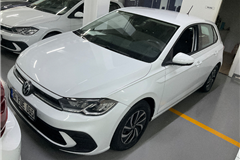 3 - 2022 Volkswagen Polo 1.0 TSI Life 