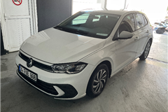 9 - 2022 Volkswagen Polo 1.0 TSI Life 