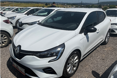 9 - 2023 Renault Clio 1.0 TCe Touch 