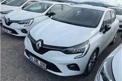 8 - 2023 Renault Clio 1.0 TCe Touch 