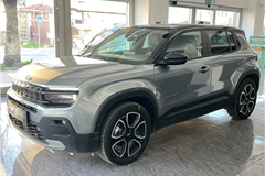 92 - 2024 Jeep Avenger 1.2 Hybrid Summit 