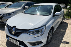 57 - 2020 Renault Megane 1.5 Blue DCI Joy 