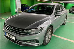 21 - 2021 Volkswagen Passat 1.5 TSI Business 