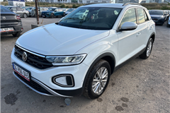 64 - 2025 Volkswagen T-Roc 1.5 TSI Life 