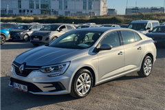 54 - 2025 Renault Megane 1.3 TCe Touch 