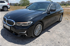 102 - 2022 BMW 3 Serisi 320i Luxury Line 