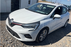 76 - 2021 Renault Clio 1.0 TCe Touch 