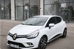 124 - 2017 Renault Clio 1.5 dCi Icon 