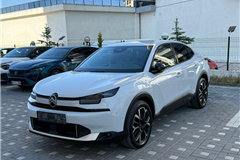 111 - 2025 Citroen C4 X 1.2 PURETECH MAX