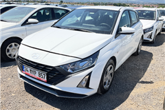 2 - 2025 Hyundai i20 1.2 MPI Jump 