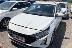 3 - 2025 Hyundai i20 1.2 MPI Jump 