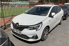 13 - 2022 Renault Taliant 1.0 T Joy 