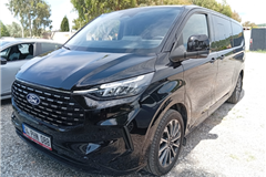 61 - 2025 Ford Tourneo Custom 2.0 EcoBlue 320 L Titanium Plus 