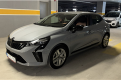 26 - 2025 Renault Clio 1.0 TCe EVOLUTION  