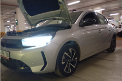 42 - 2025 Opel Corsa 1.2 GS 