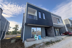 GM306766 DÜZCE MERKEZ'DE GENİŞ KULLANIM ALANLI SATILIK DUBLEKS DAİRE