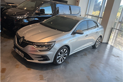 10 - 2025 Renault Megane 1.5 Blue DCI Icon 