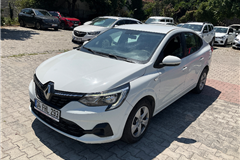 8 - 2022 Renault Taliant 1.0 T Joy 