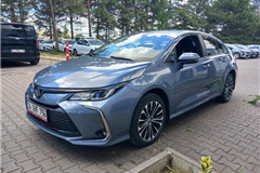 34 - 2023 Toyota Corolla 1.8 Hybrid Flame X-Pack 