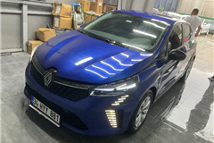 113 - 2023 Renault Clio 1.0 TCe Equilibre 