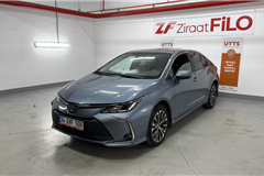 24 - 2023 Toyota Corolla 1.8 Hybrid Flame X-Pack 
