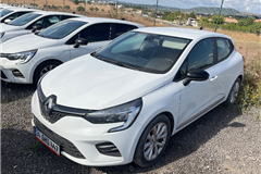 49 - 2022 Renault Clio 1.0 TCe Touch 