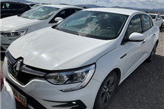 31 - Seçiniz Renault Megane 1.3 TCe Touch 