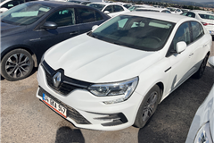 89 - 2023 Renault Megane 1.3 TCe Touch 