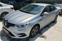 43 - 2023 Renault Megane 1.3 TCe Touch 