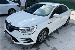 60 - 2023 Renault Megane 1.3 TCe Touch 