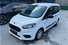 61 - 2023 Ford Tourneo Courier 1.5 TDCi Journey Trend SCR