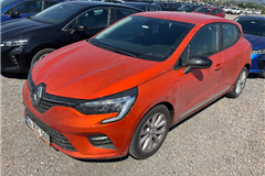 10 - 2023 Renault Clio 1.0 TCe Touch 