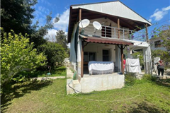 GM3391-Menderes / İzmir Ahmetbeyli Mahallesi TARLA+İKİ KAVLI EV 292,82 m²