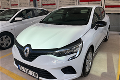 1 - 2023 Renault Clio 1.0 TCe Joy 