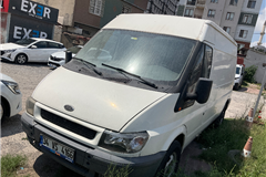 62 - 2004 Ford Transit 350 L 