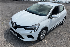 68 - 2022 Renault Clio 1.0 TCe Joy TESLA
