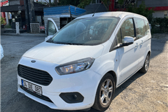 61 - 2020 Ford Tourneo Courier 
