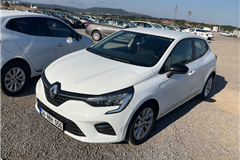 8 - 2023 Renault Clio 1.0 TCe Touch 