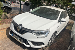 42 - 2020 Renault Megane 1.5 Blue DCI Joy 