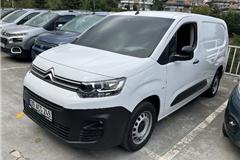 59 - 2023 Citroen Berlingo 