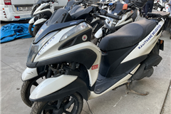 60 - 2017 Yamaha TRICITY