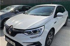 1 - 2023 Renault Megane 1.3 TCe Touch 