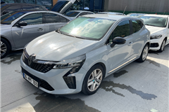 7 - 2023 Renault Clio 1.0 TCe EVOLUTION  