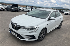 93 - 2023 Renault Megane 1.3 TCe Touch 