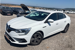 8 - 2023 Renault Megane 1.3 TCe Touch 