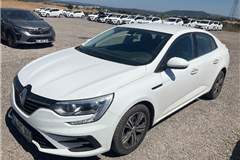 7 - 2023 Renault Megane 1.3 TCe Touch 